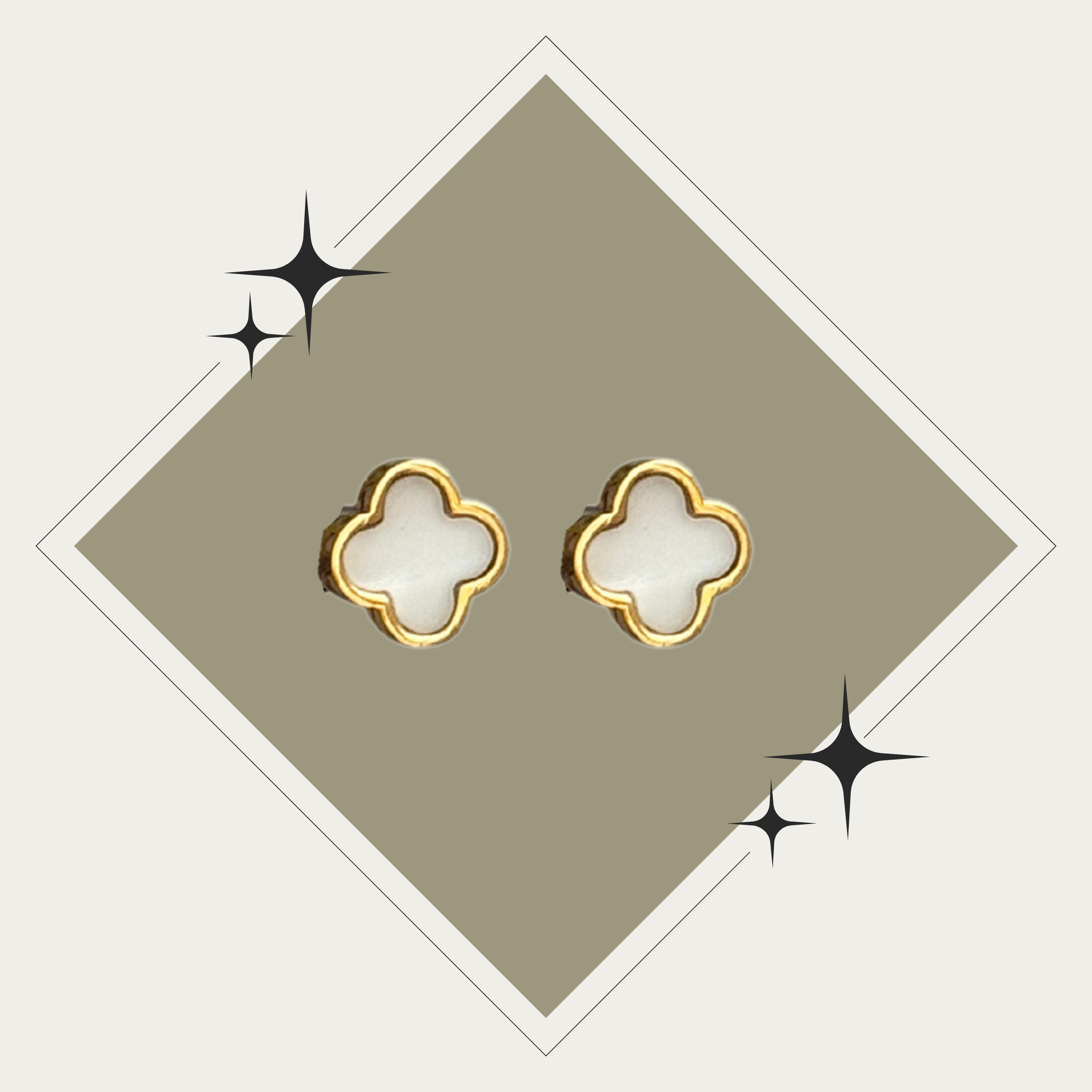 Pantallas (studs) trébol oro Stainless Steel