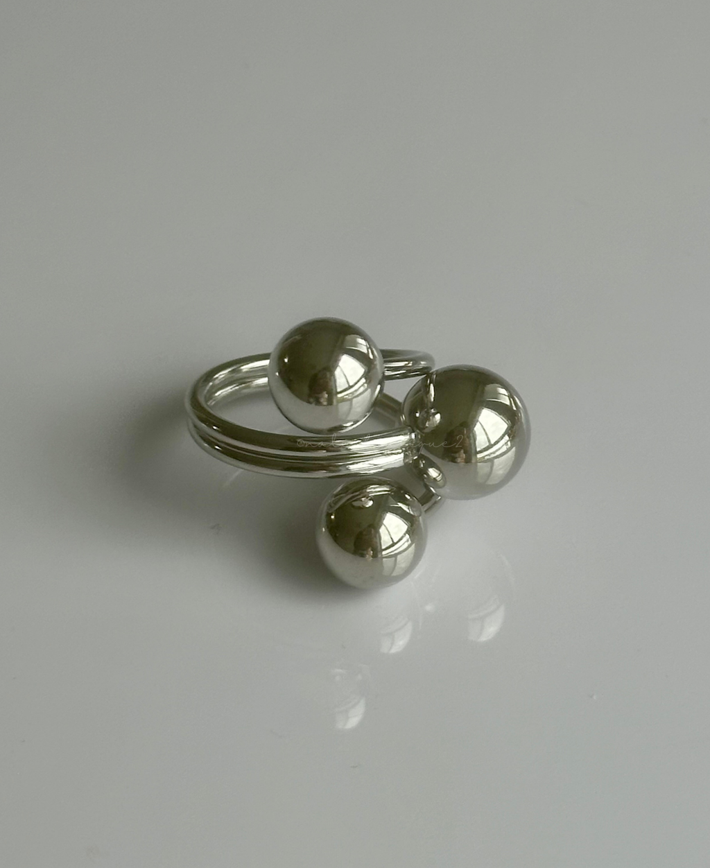 Sortija doble con bola en oro o plata Stainless Steel size 9