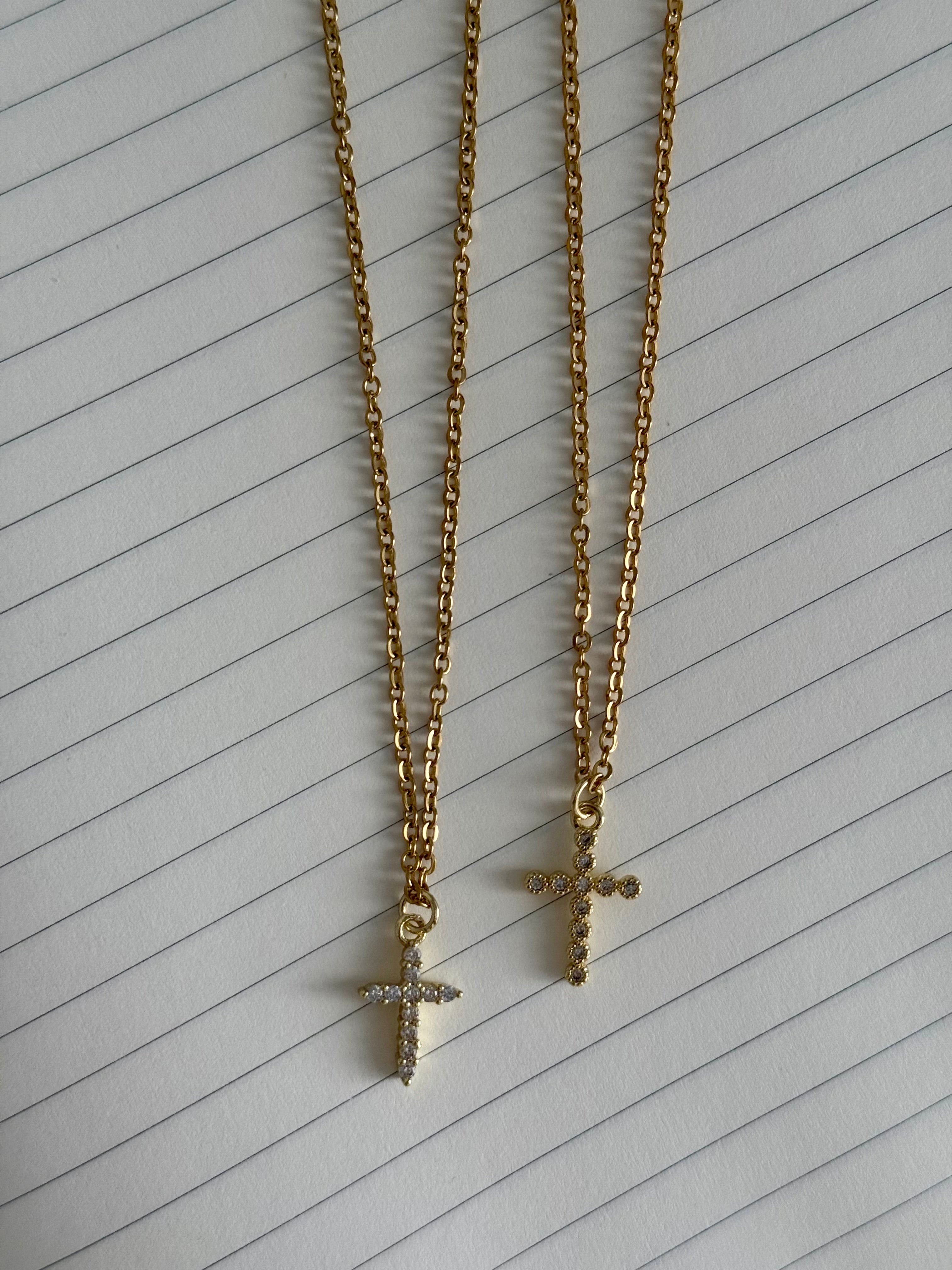 Collar cruz oro