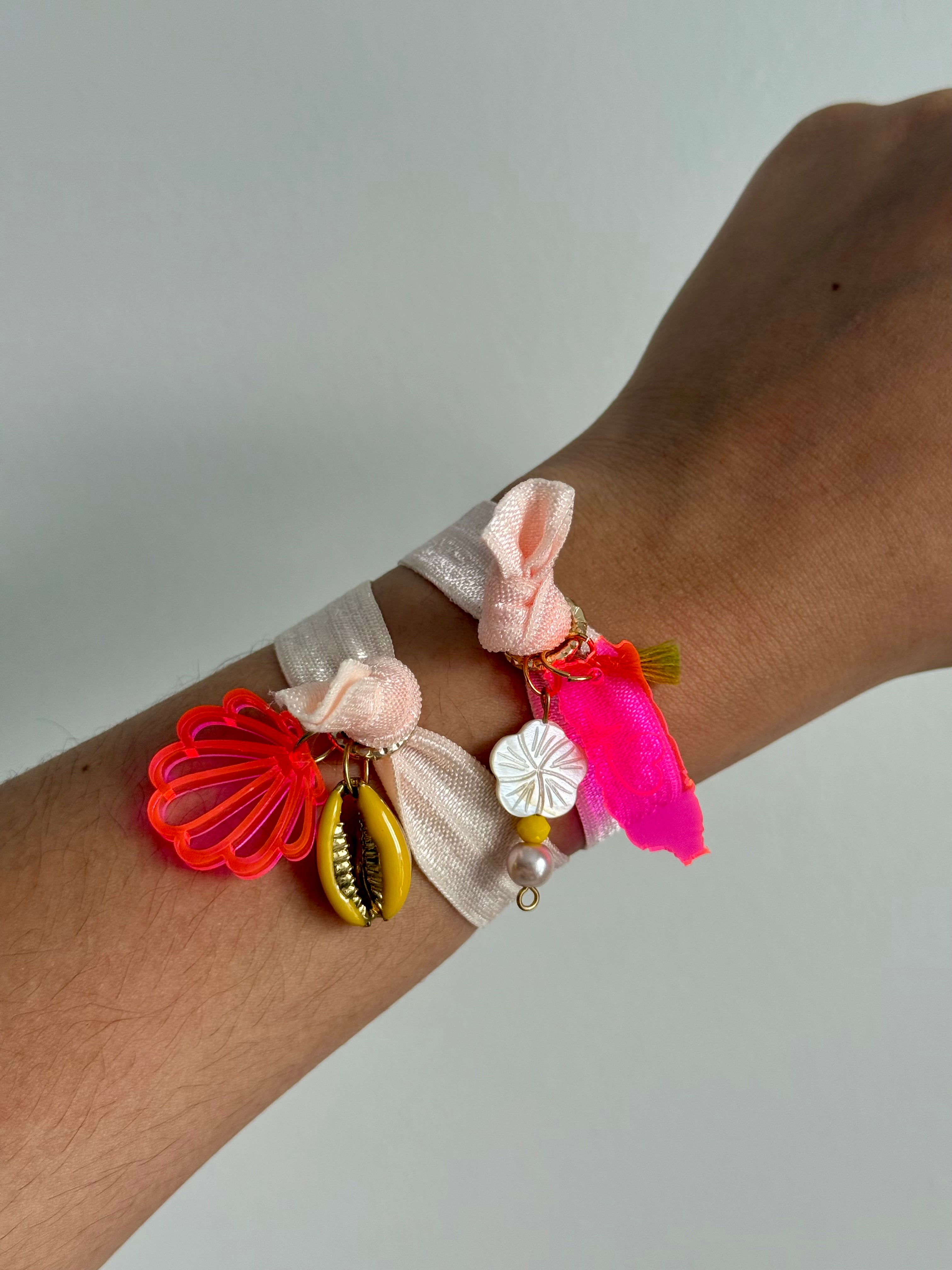 Pulseras de verano coloridas (ajustable)