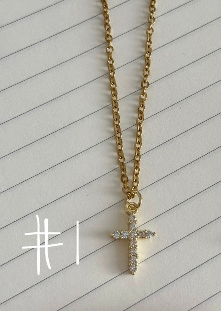 Collar cruz oro